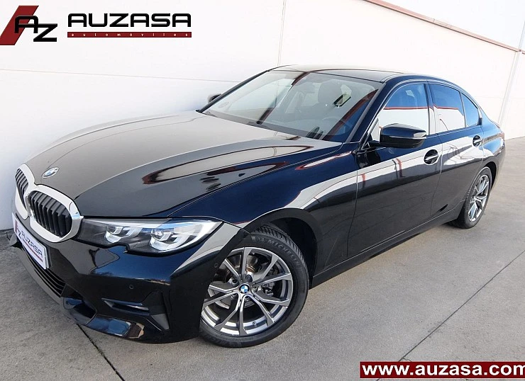 BMW 318d 2.0d 150 cv AUTO 4p- ECO Pack SPORT Line + BLACK Design BMW 318d 2.0d 150 cv AUTO 4p- ECO Pack SPORT Line + BLACK Design