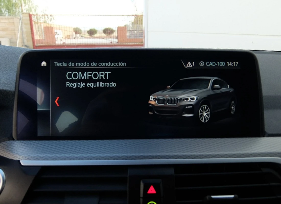 BMW X4 2.0d 190 cv X-DRIVE 4x4 AUTO -PACK M + BLACK Line Design