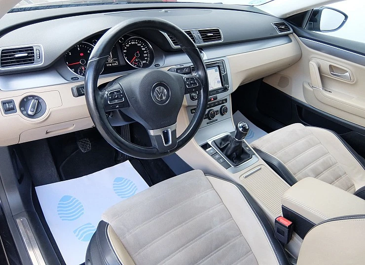 VOLKSWAGEN CC 2.0TDI 150 cv BlueMOTION HIGHLINE 5 plazas Full Equipe VOLKSWAGEN CC 2.0TDI 150 cv BlueMOTION HIGHLINE 5 plazas Full Equipe