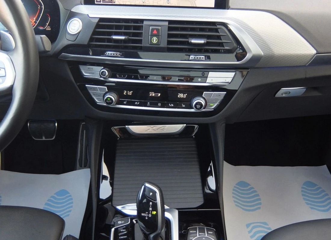 BMW X4 2.0d 190 cv X-DRIVE 4x4 AUTO - PACK M + BLACK Design + Techo + FULL EQUIPE 2021 - ECO