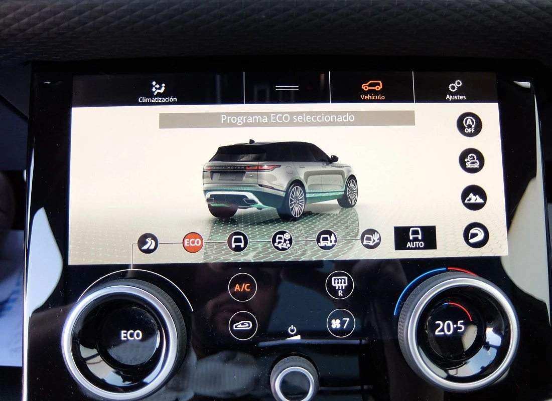 RANGE ROVER VELAR D240 cv AWD 4x4 AUTO -R-Dynamic - + TECHO + Suspensión Adaptativa + ON/OFF Road