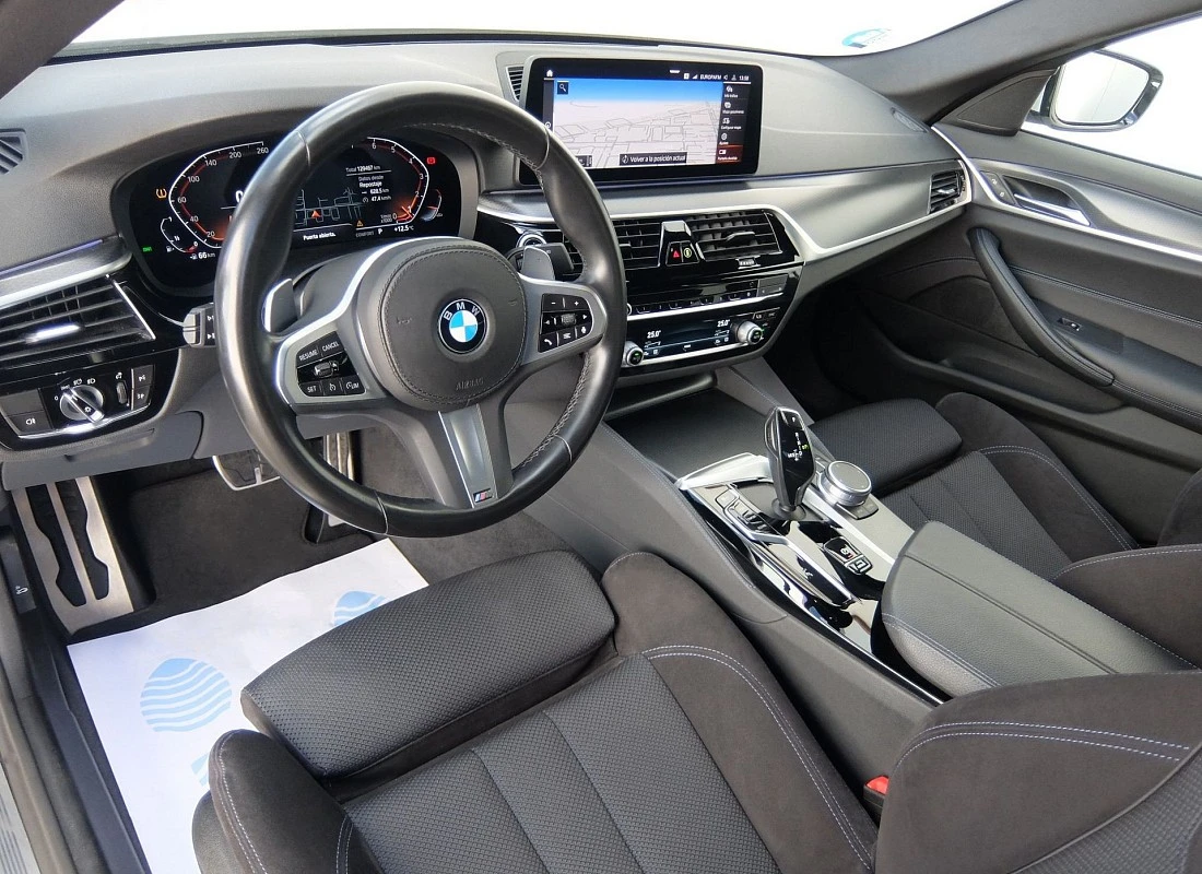 BMW 530i 258 cv AUTO -PACK M - Etiqueta ECO + Susp.ADAPTATIVA
