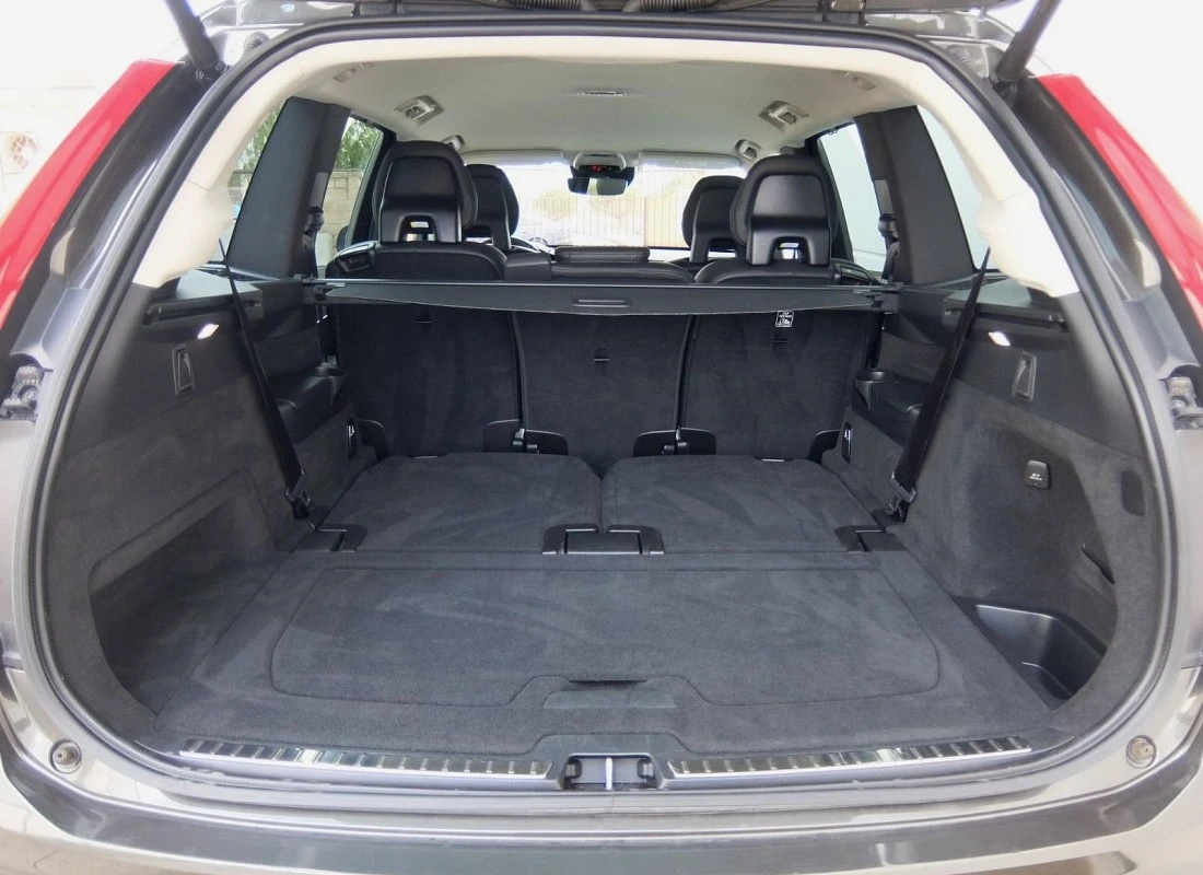 VOLVO XC90 B5 Diesel 235 cv AWD 4x4 AUTO -7 plazas MOMENTUM PRO + Extras