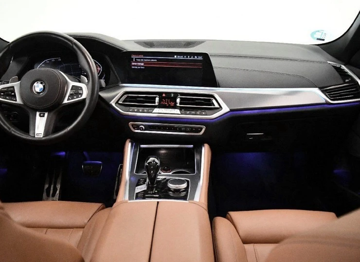 BMW X6 3.0d 286 cv X-DRIVE AUTO -Pack M + TECHO + SUSPENSIÓN ADAPTATIVA M