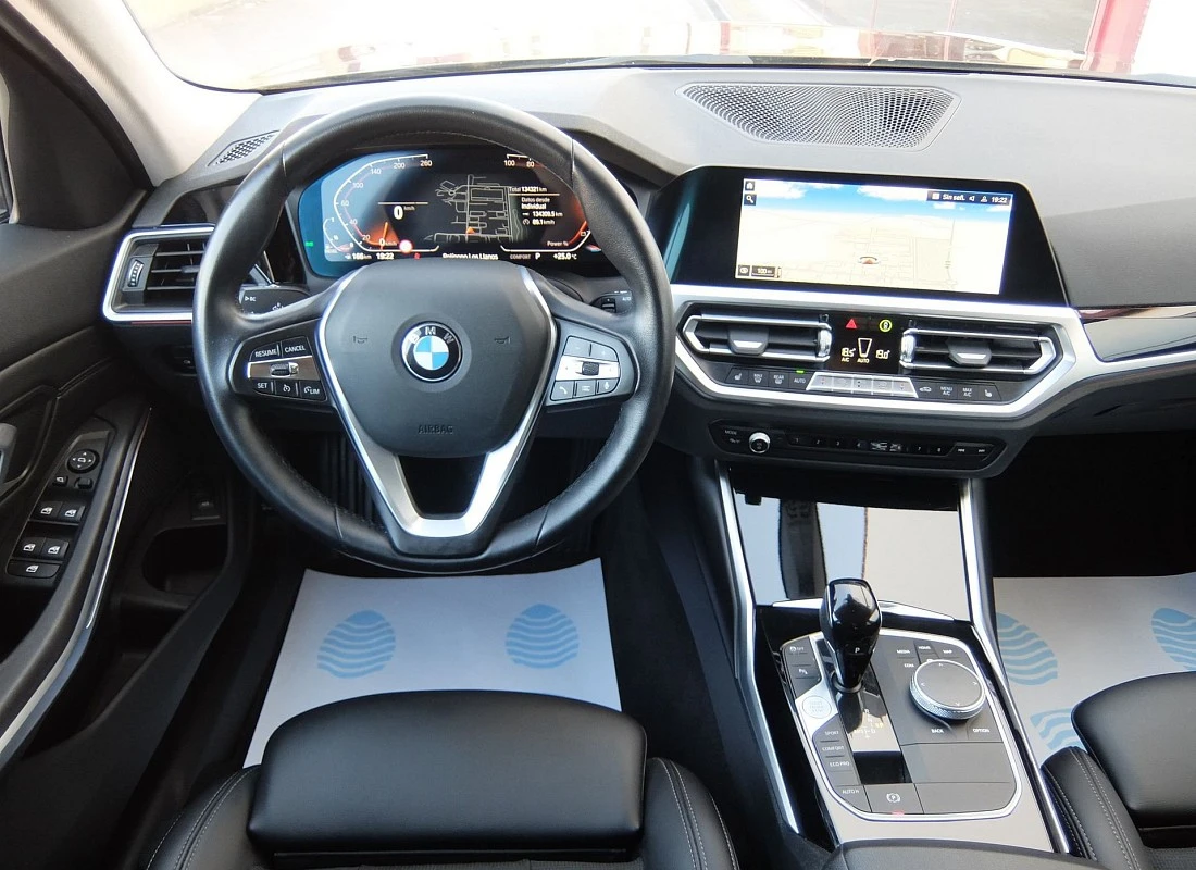 BMW 318d TOURING 150 cv AUTO SPORTLine 2022 - ECO BMW 318d TOURING 150 cv AUTO SPORTLine 2022 - ECO