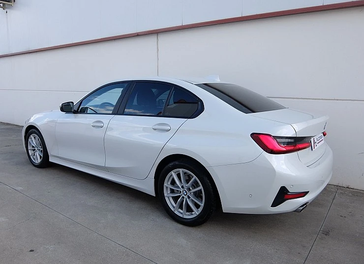 BMW 318d 150 cv STEPTRONIC -AUTO- 2022 ECO BMW 318d 150 cv STEPTRONIC -AUTO- 2022 ECO