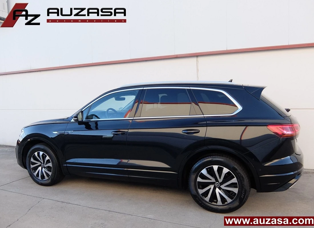 VOLKSWAGEN TOUAREG 3.0TDI V6 231 cv 4MOTION TIPTRONIC -R-LINE + PACK OFFROAD + SUSP.NEUMÁTICA + Full Equipe