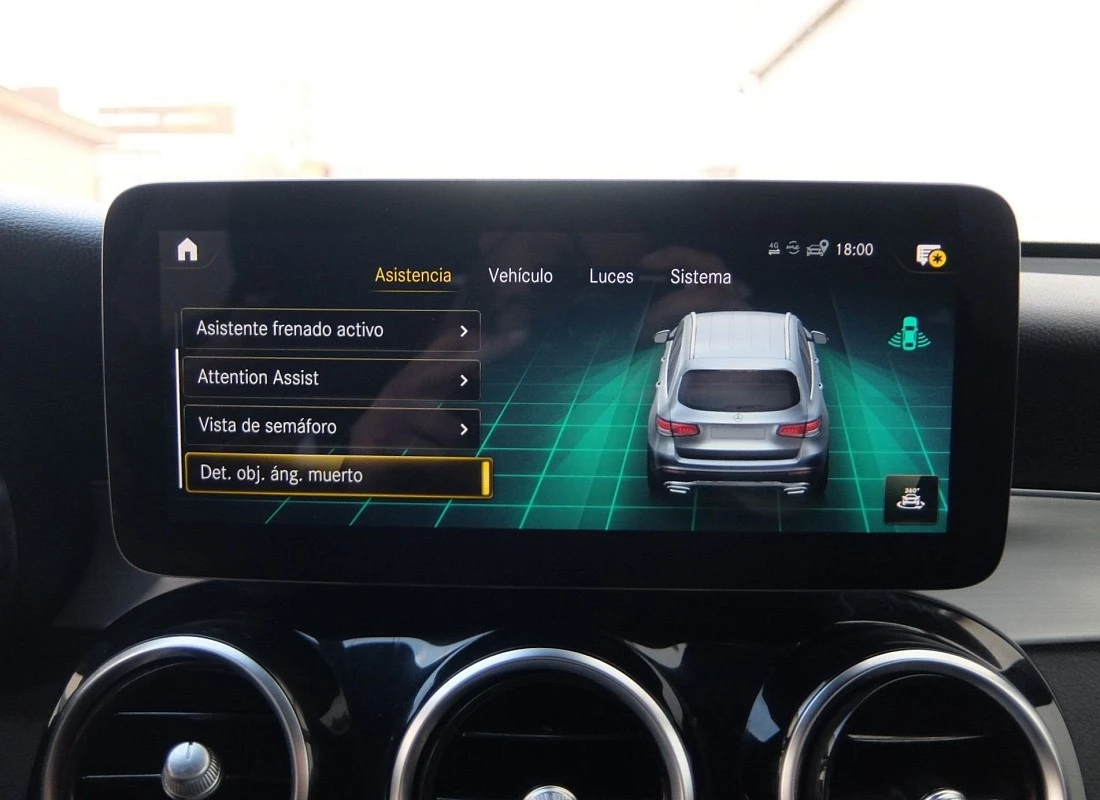 MERCEDES GLC 200d 163 cv 4MATIC 4x4 AUTO -Pack AMG +Pack Black Night