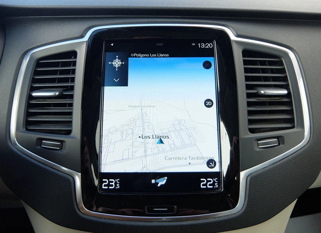 VOLVO XC90 B5 Diesel 235 cv AWD 4x4 AUTO -7 plazas MOMENTUM PRO + PACK SPORT VOLVO XC90 B5 Diesel 235 cv AWD 4x4 AUTO -7 plazas MOMENTUM PRO + PACK SPORT