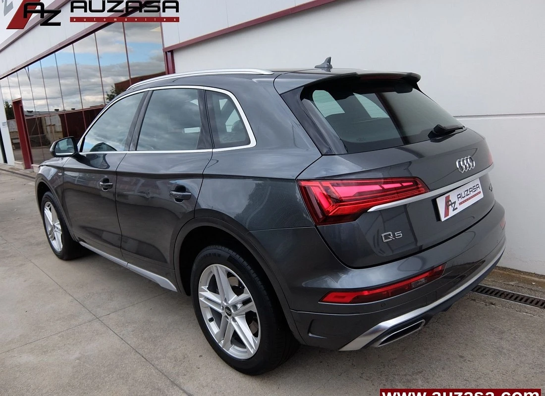 AUDI Q5 40TDI 204 CV QUATTRO-ULTRA S-Tronic -S-LINE + GENUINE Edition AUDI Q5 40TDI 204 CV QUATTRO-ULTRA S-Tronic -S-LINE + GENUINE Edition