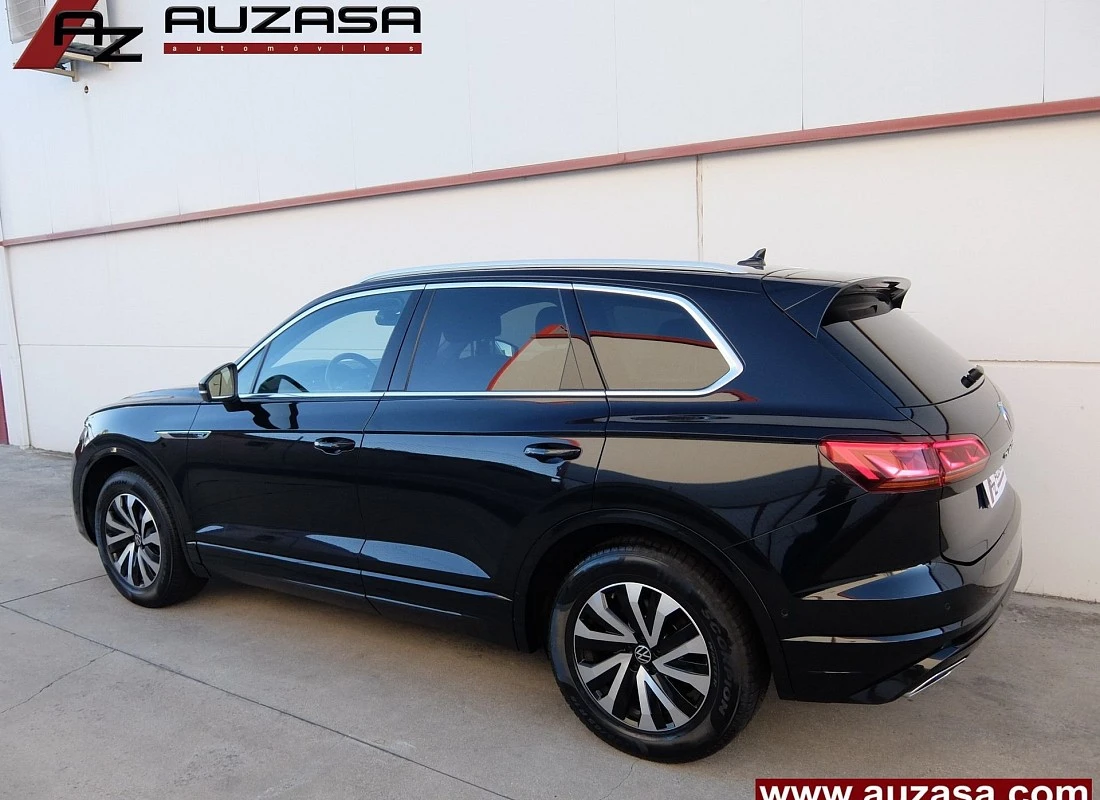 VOLKSWAGEN TOUAREG 3.0TDI V6 231 cv 4MOTION TIPTRONIC -R-LINE + PACK OFFROAD + SUSP.NEUMÁTICA + Full Equipe