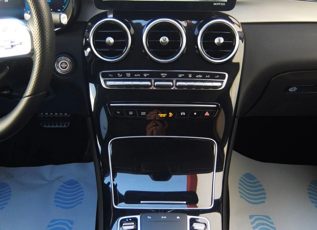 MERCEDES GLC 300de 306 cv 4MATIC AUTO -Pack AMG MERCEDES GLC 300de 306 cv 4MATIC AUTO -Pack AMG