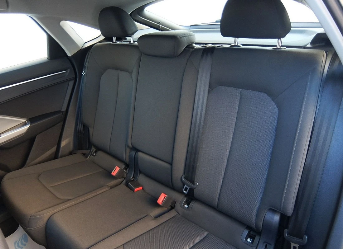 AUDI Q3 SPORTBACK 35TDI 150 cv S-TRONIC ADVANCED Edition AUDI Q3 SPORTBACK 35TDI 150 cv S-TRONIC ADVANCED Edition