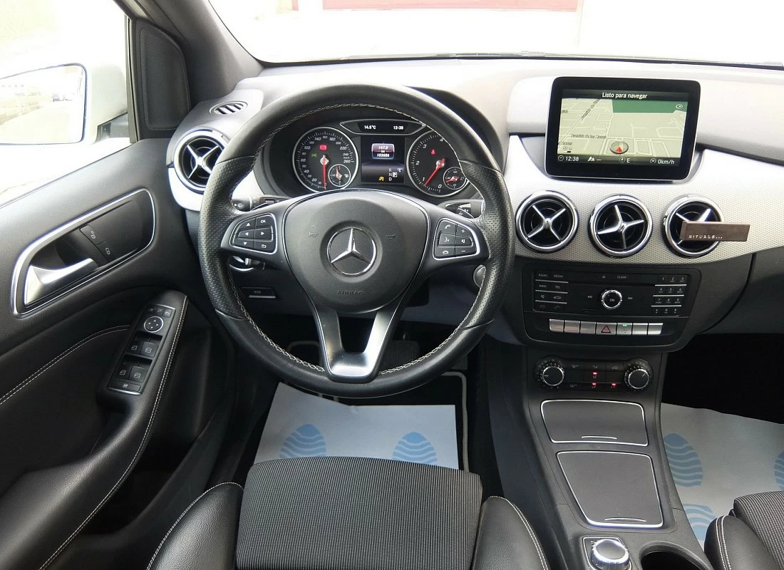 MERCEDES CLASE B 200d 136cv AUTO PACK BLACK NIGHT