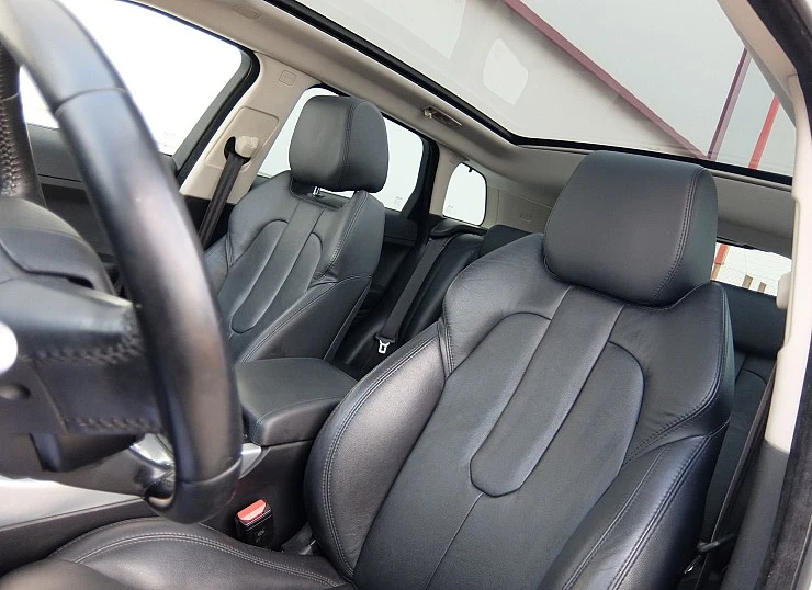 LAND ROVER - RANGE ROVER EVOQUE 2.2L ED4 150 cv 4x2 PRESTIGE + TECHO