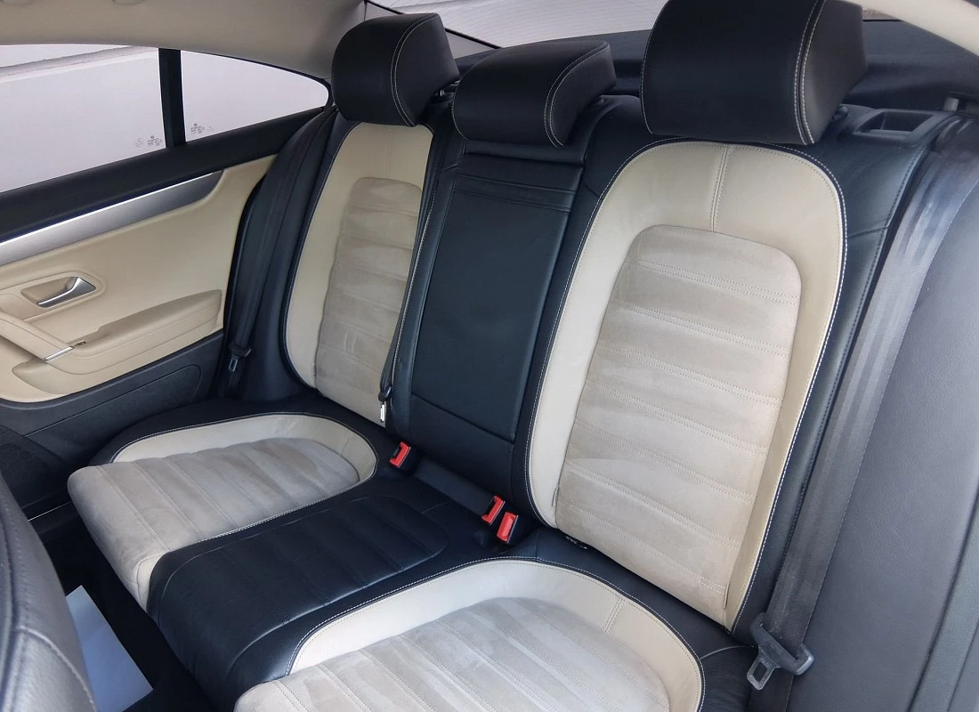 VOLKSWAGEN CC 2.0TDI 150 cv BlueMOTION HIGHLINE 5 plazas Full Equipe VOLKSWAGEN CC 2.0TDI 150 cv BlueMOTION HIGHLINE 5 plazas Full Equipe
