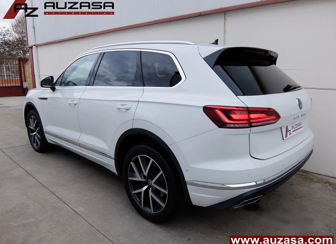 VOLKSWAGEN TOUAREG 3.0TDI V6 231 4MOTION TIPTRONIC PREMIUM ELEGANCE  + TECHO