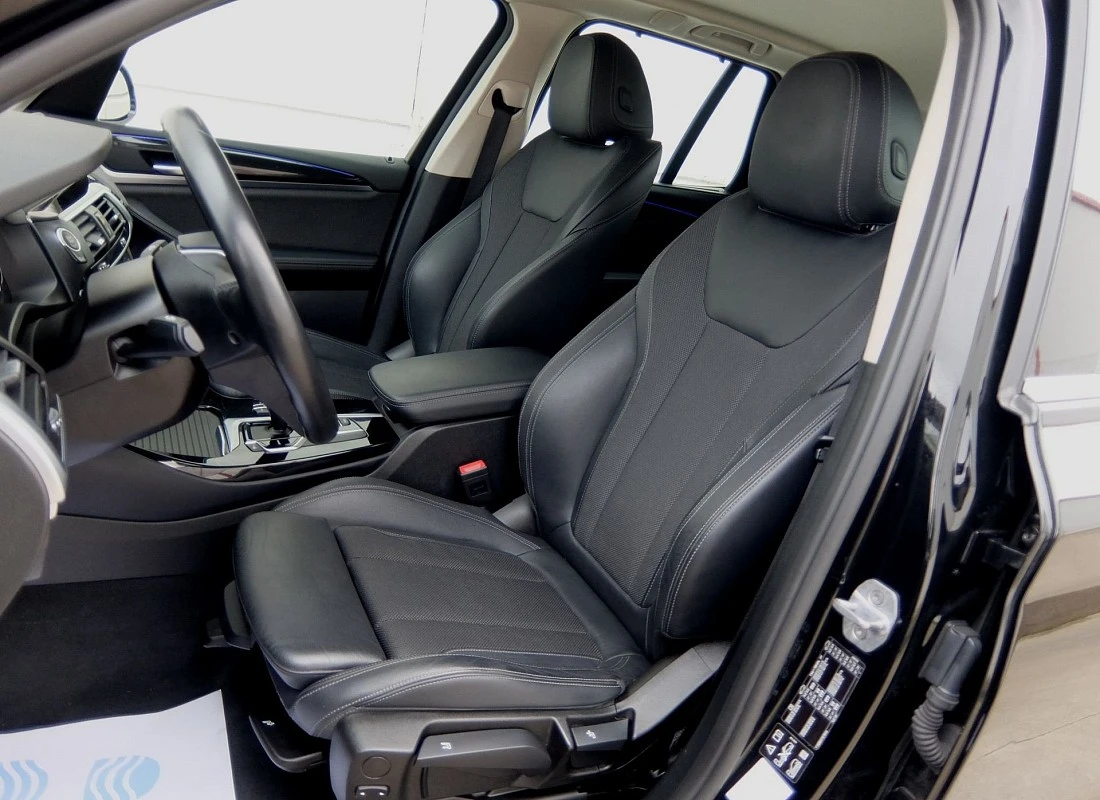 BMW X3 2.0d 190 cv X-DRIVE 4x4 AUTO -Pack X-LINE- BMW X3 2.0d 190 cv X-DRIVE 4x4 AUTO -Pack X-LINE-