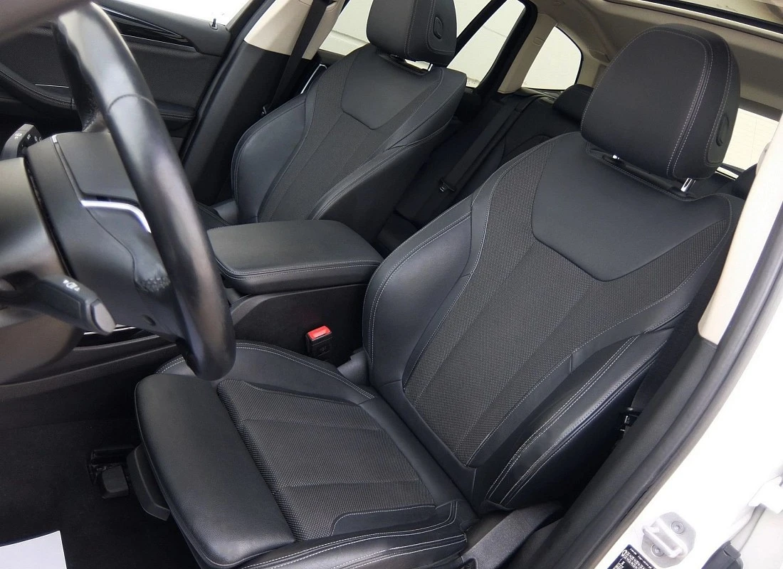 BMW X3 2.0d 190 cv X-Drive 4x4 AUTO - Pack X-LINE + TECHO - ECO BMW X3 2.0d 190 cv X-Drive 4x4 AUTO - Pack X-LINE + TECHO - ECO