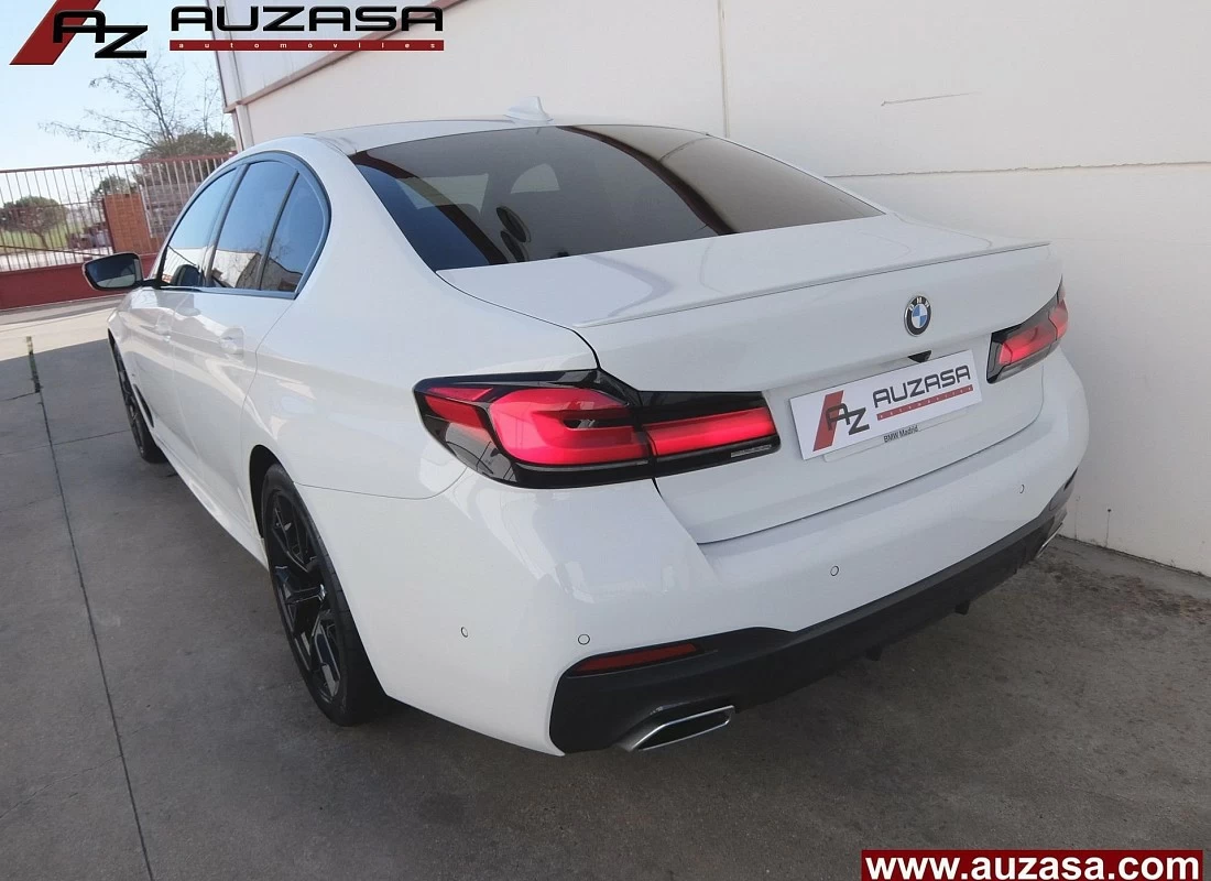 BMW 520d 190 cv AUTO -Pack M + Pack BLACK Design EXCLUSIVE- nuevo modelo - ECO