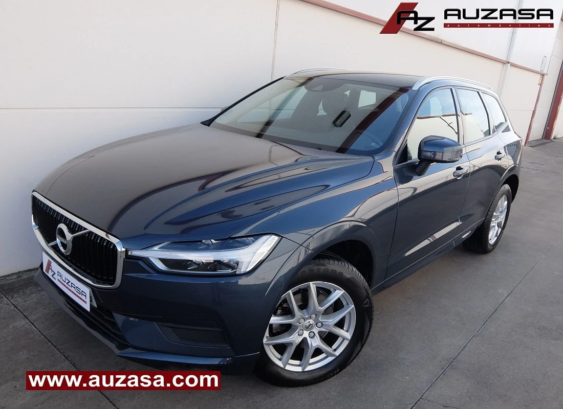 VOLVO XC60 D4 190 cv AUTO -MOMENTUM-