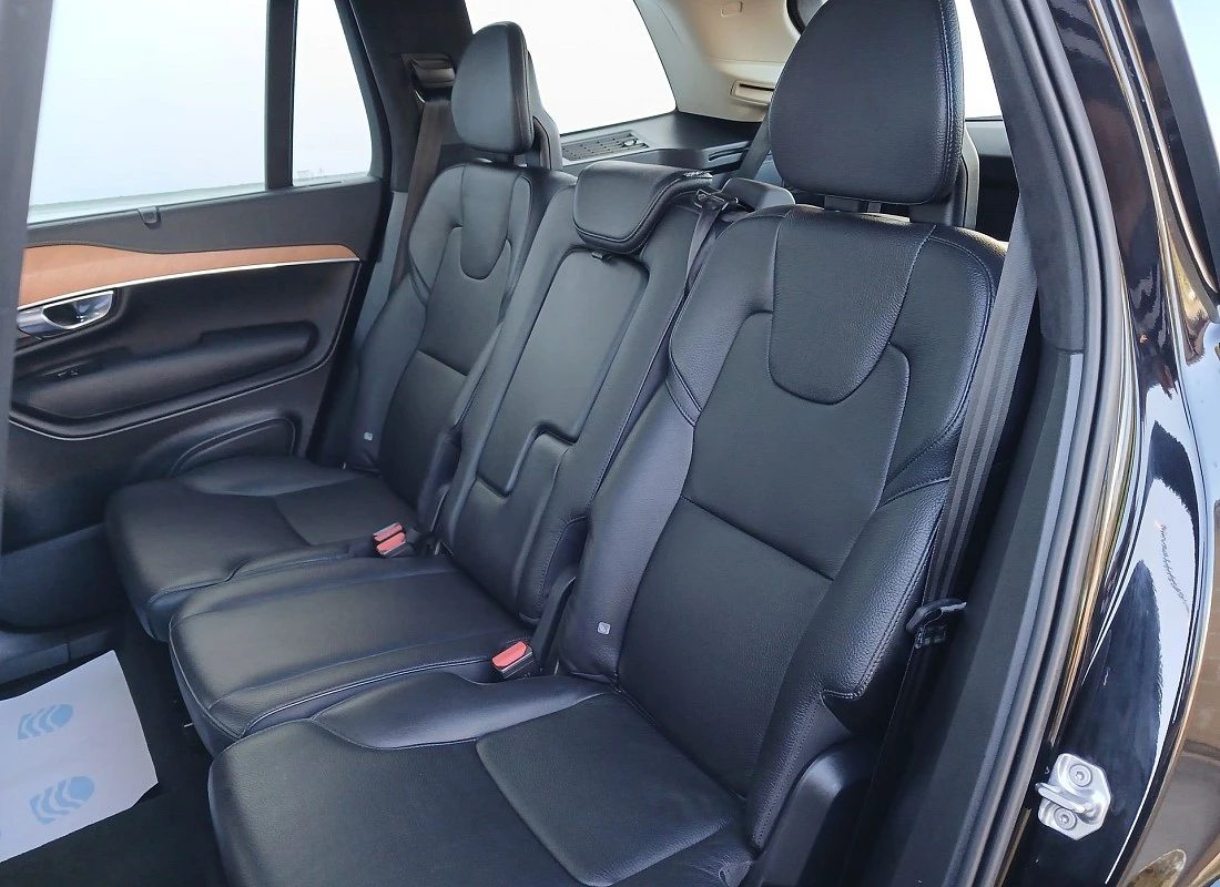 VOLVO XC90 B5 D 235 AWD 4x4 AUTO 7 plazas -INSCRIPTION + TECHO - HIBRIDO Diesel ECO VOLVO XC90 B5 D 235 AWD 4x4 AUTO 7 plazas -INSCRIPTION + TECHO - HIBRIDO Diesel ECO