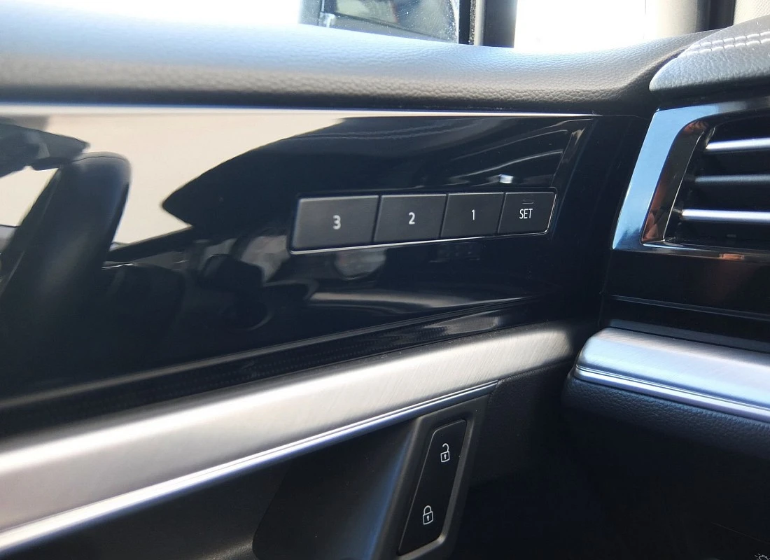 VOLKSWAGEN TOUAREG 3.0TDI V6 231cv 4MATIC TIPTRONIC -PREMIUM Elegance