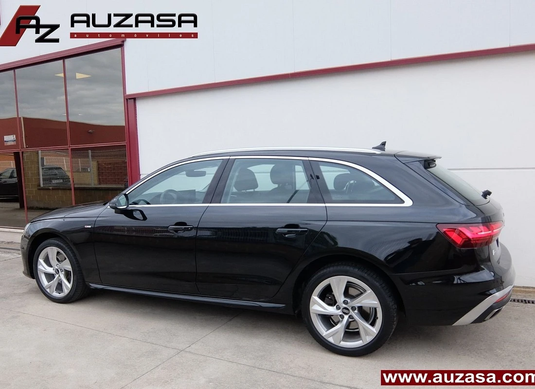 AUDI A4 AVANT 35TDI 163 cv S-TRONIC -S-Line EDITION-