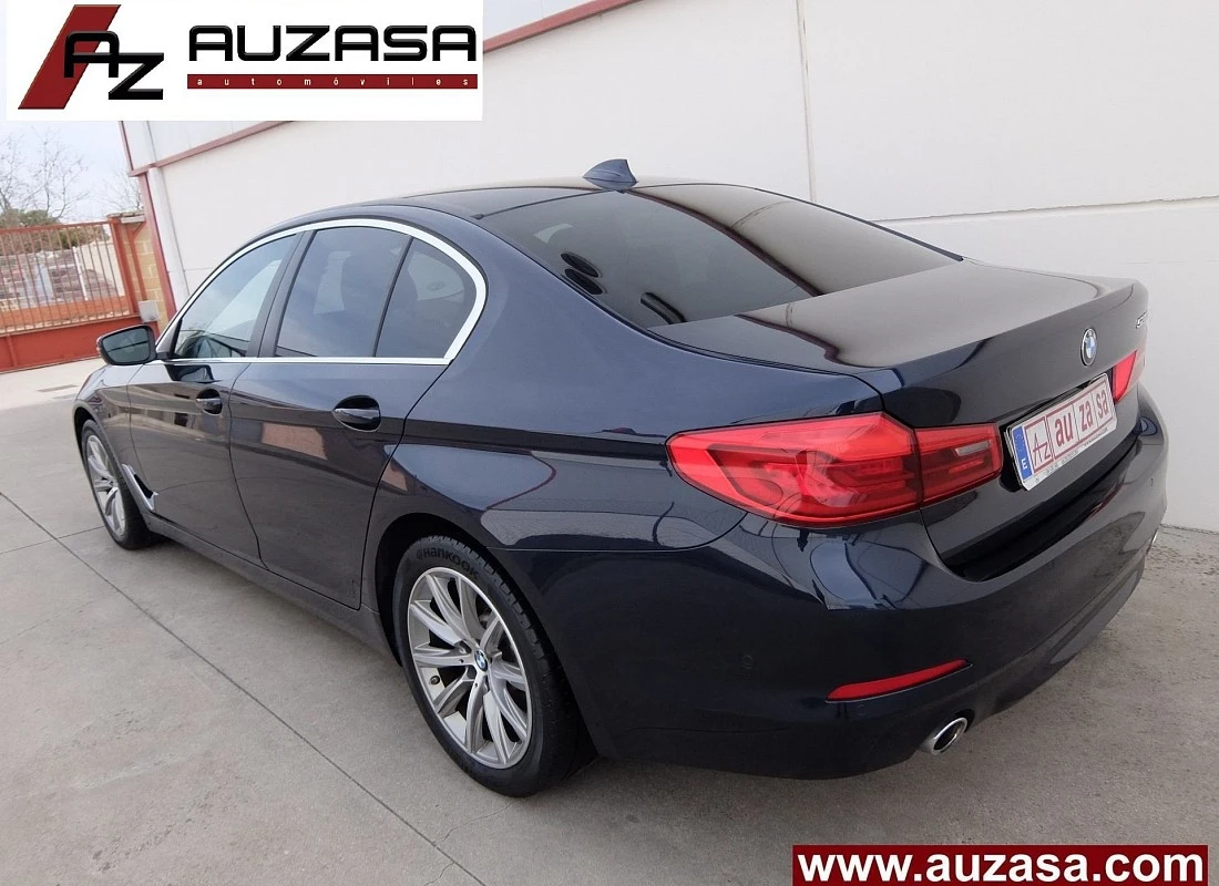 BMW 520D 190 cv AUTO - LUXURY + TECHO