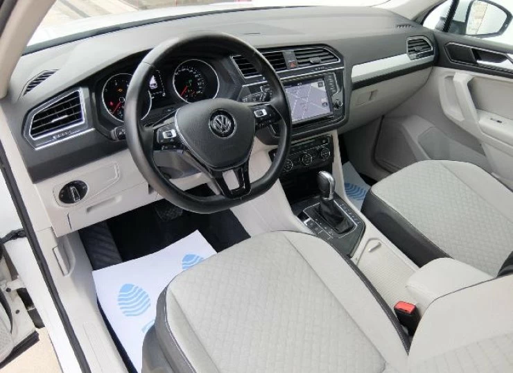 Volkswagen TIGUAN 2.0TDI 150 cv DSG - AUTOMÁTICO-