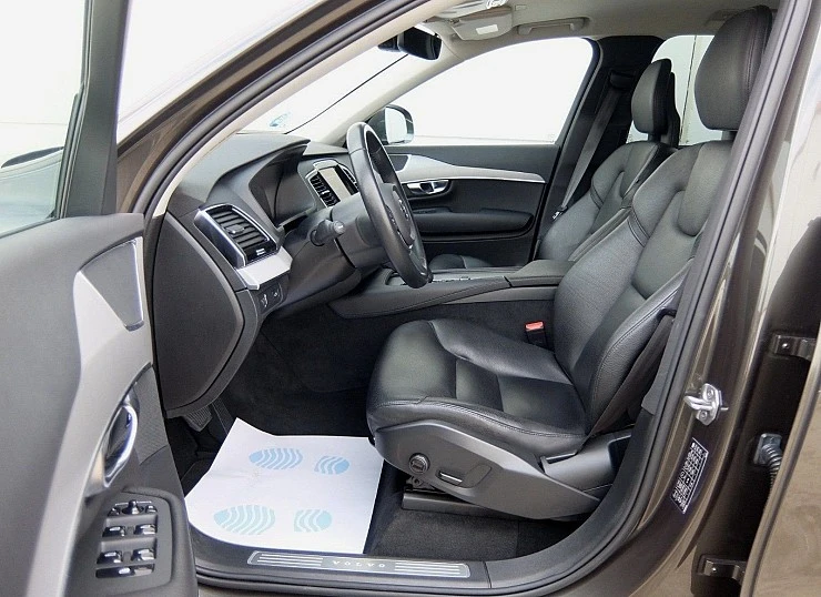 VOLVO XC90 B5 Diesel 235 cv AWD 4x4 AUTO -7 plazas MOMENTUM PRO + Extras