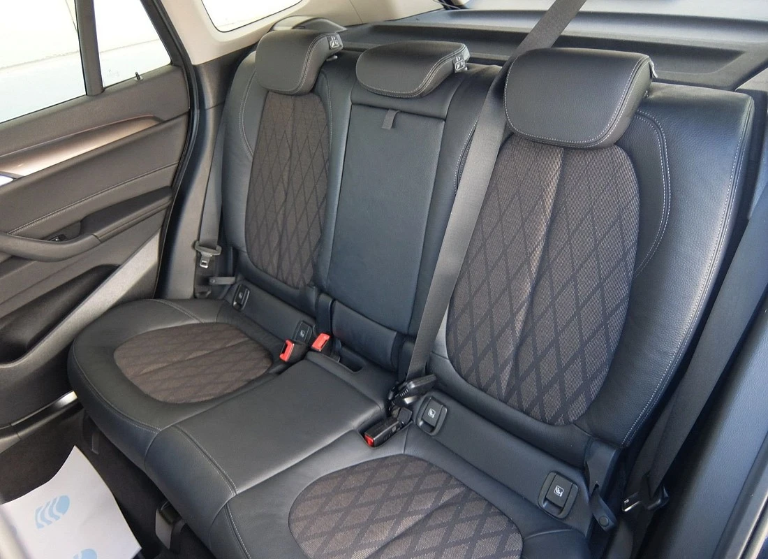 BMW X1 18d 150 cv sdrive AUTO  Pack X-LINE