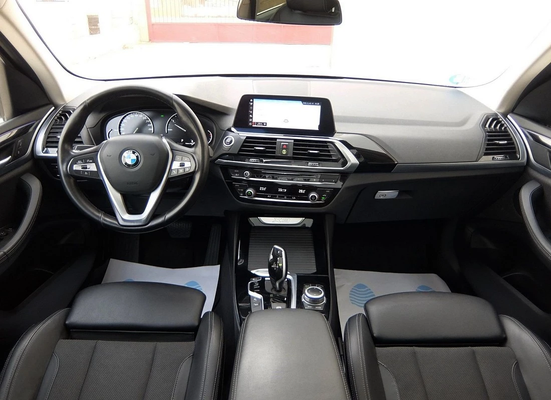 BMW X3 2.0d 190 cv X-Drive 4x4 AUTO - Pack X-LINE + TECHO - ECO BMW X3 2.0d 190 cv X-Drive 4x4 AUTO - Pack X-LINE + TECHO - ECO