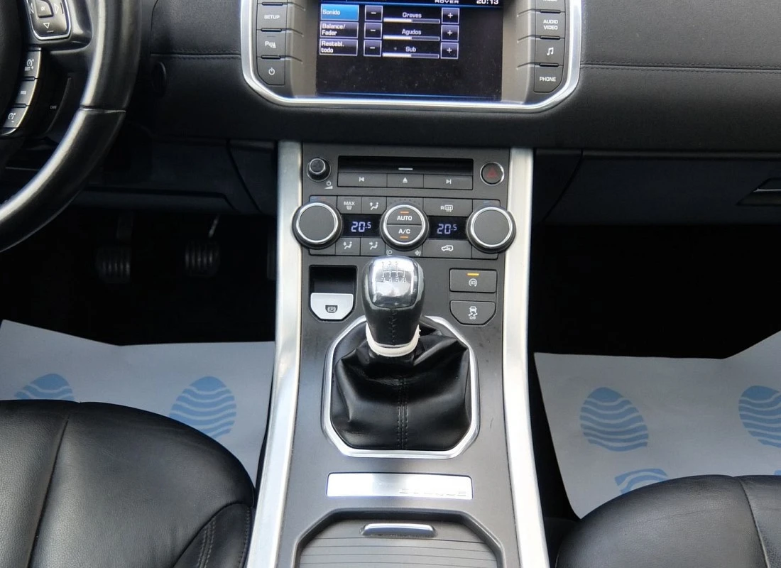 LAND ROVER - RANGE ROVER EVOQUE 2.2L ED4 150 cv 4x2 PRESTIGE + TECHO