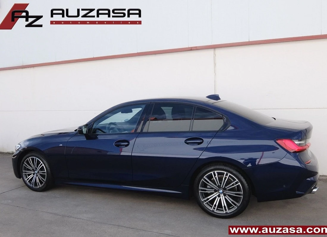 BMW 318d 2.0d 150 cv AUTO PACK M + BLACK DESIGN BMW 318d 2.0d 150 cv AUTO PACK M + BLACK DESIGN