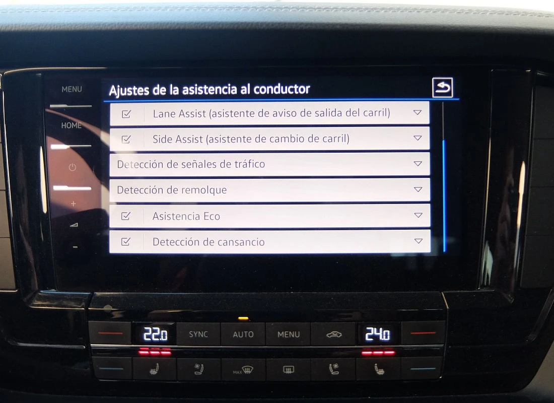 VOLKSWAGEN TOUAREG 3.0TDI V6 231 cv 4MOTION TIPTRONIC -R-LINE + PACK OFFROAD + SUSP.NEUMÁTICA + Full Equipe