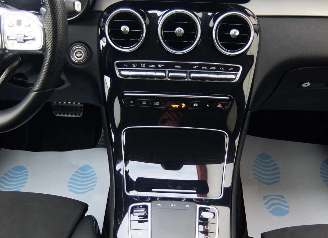 MERCEDES GLC 220d 194 cv 4MATIC AUTO -Pack AMG - 2021