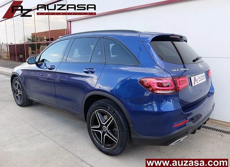Mercedes GLC 200d 163 cv 4MATIC 4x4 AUTO - Pack AMG + Pack Diseño BLACK NIGHT