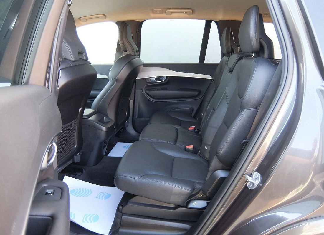 VOLVO XC90 B5 D 235 cv AWD AUTO 7 plazas- BRIGHT