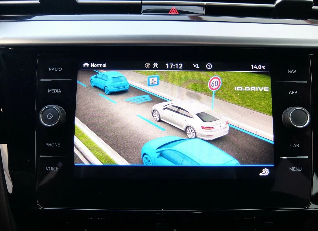 VOLKSWAGEN ARTEON 2.0TDI 150CV DSG R-LINE
