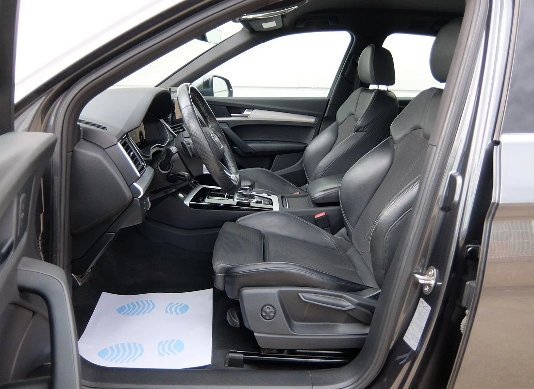 AUDI Q5 40TDI 204 CV QUATTRO-ULTRA S-Tronic -S-LINE + GENUINE Edition AUDI Q5 40TDI 204 CV QUATTRO-ULTRA S-Tronic -S-LINE + GENUINE Edition