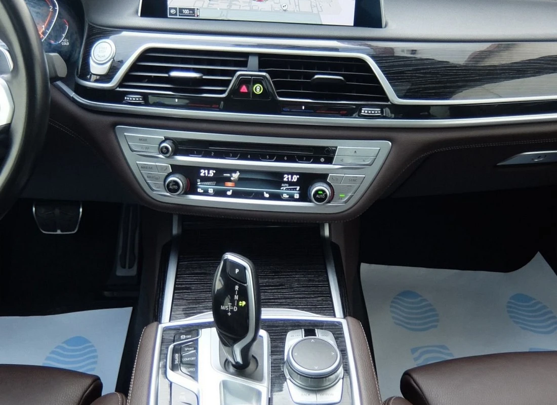 BMW 730d 286 cv X-DRIVE 4x4 AUTO - PACK M + Techo ( Diesel-Hibrido ECO)