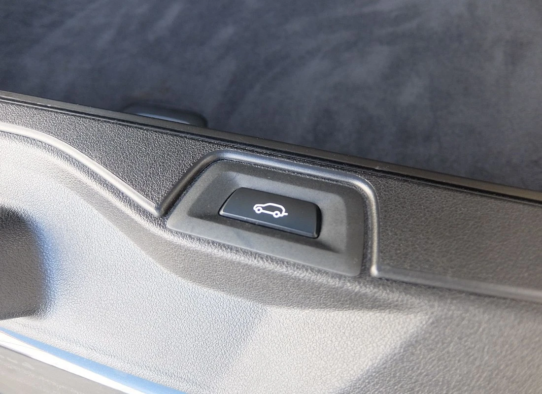 BMW X5 25d 231 cv X-DRIVE 4x4 AUTO BMW X5 25d 231 cv X-DRIVE 4x4 AUTO