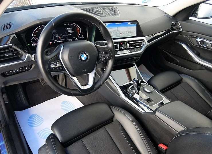 BMW 318d 2.0d 150 cv AUTO 4p- ECO Pack SPORT Line + BLACK Design BMW 318d 2.0d 150 cv AUTO 4p- ECO Pack SPORT Line + BLACK Design