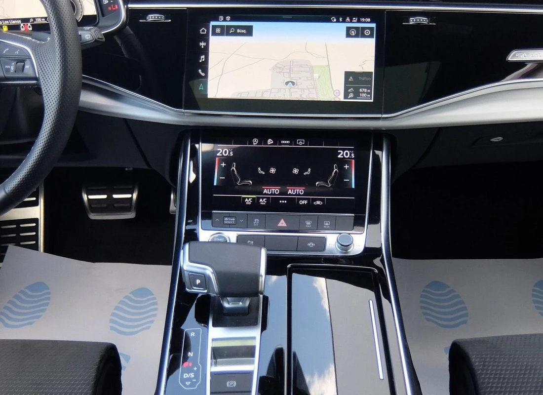 AUDI Q8 50TDI V6 286 cv QUATTRO TIPTRONIC S-Line EDITION 2022 + Techo + Susp.Neumática + Matrix Led