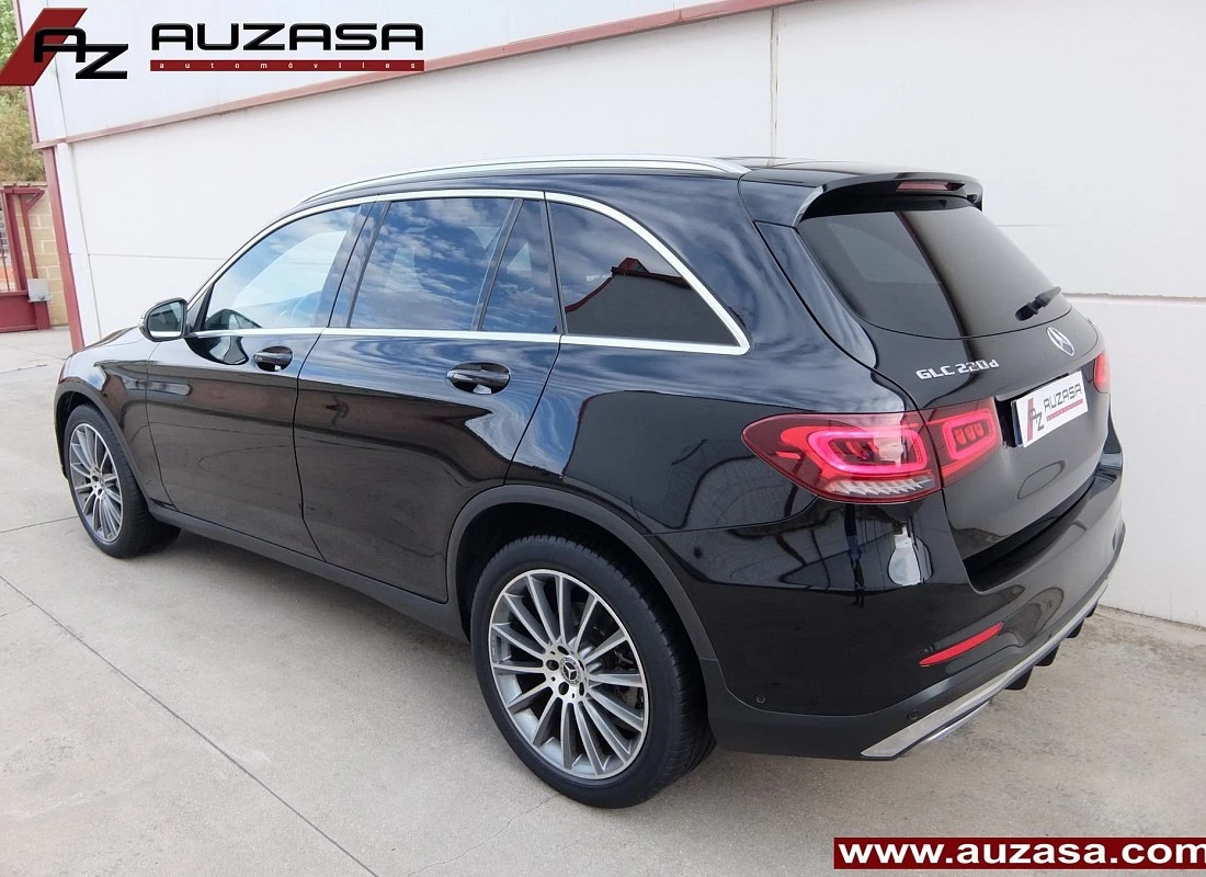 MERCEDES GLC 220d 194 cv 4MATIC AUTO -Pack AMG - 2022 MERCEDES GLC 220d 194 cv 4MATIC AUTO -Pack AMG - 2022