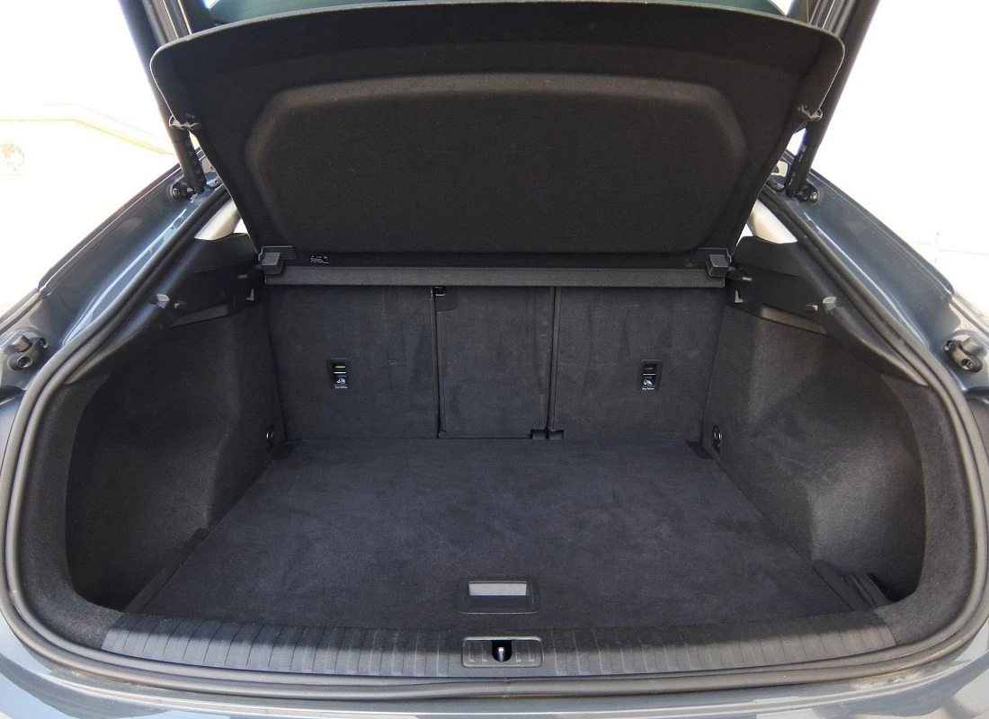 AUDI Q3 SPORTBACK 35TDI 150 cv S-TRONIC -ADVANCED Edition-