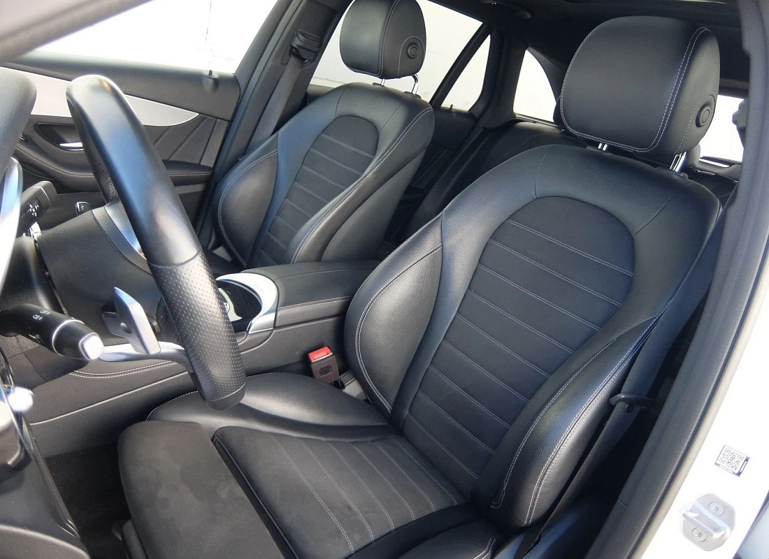 MERCEDES GLC Coupe 300d 245 cv 4MATIC AUTO -Pack AMG + TECHO