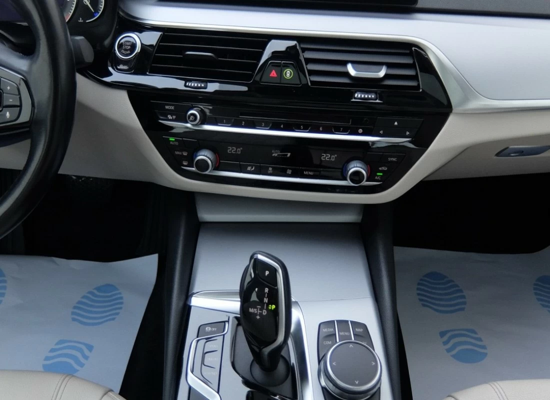 BMW 520D 190 v AUTO + Techo + Pack Executive Plus