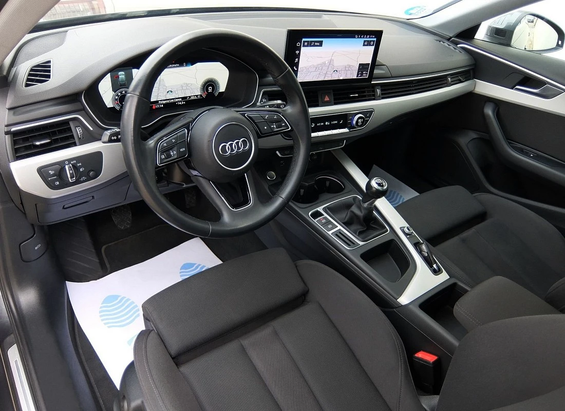 AUDI A4 AVANT 35TFSI 2.0 150 cv -S-LINE EDITION + TECHO AUDI A4 AVANT 35TFSI 2.0 150 cv -S-LINE EDITION + TECHO